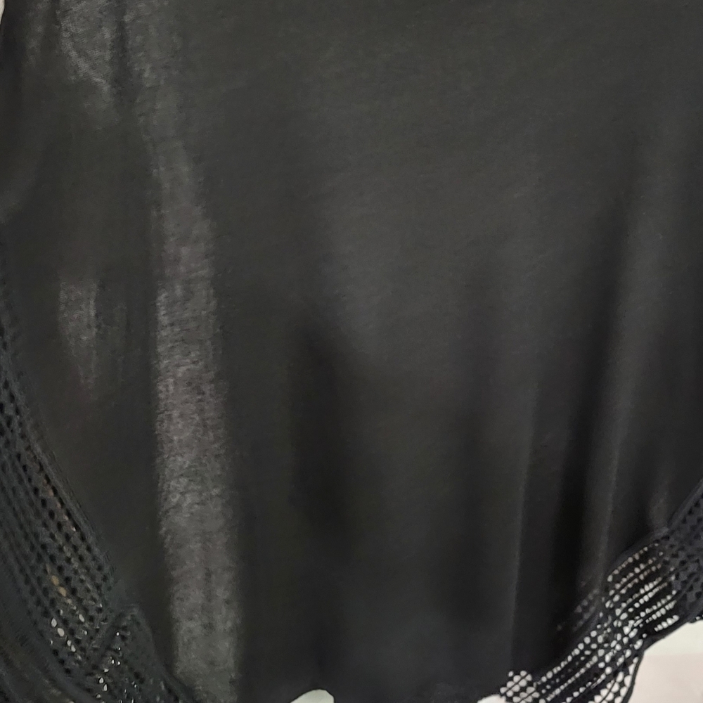 White House Black Market XS Black Top - Picture 5 of 8